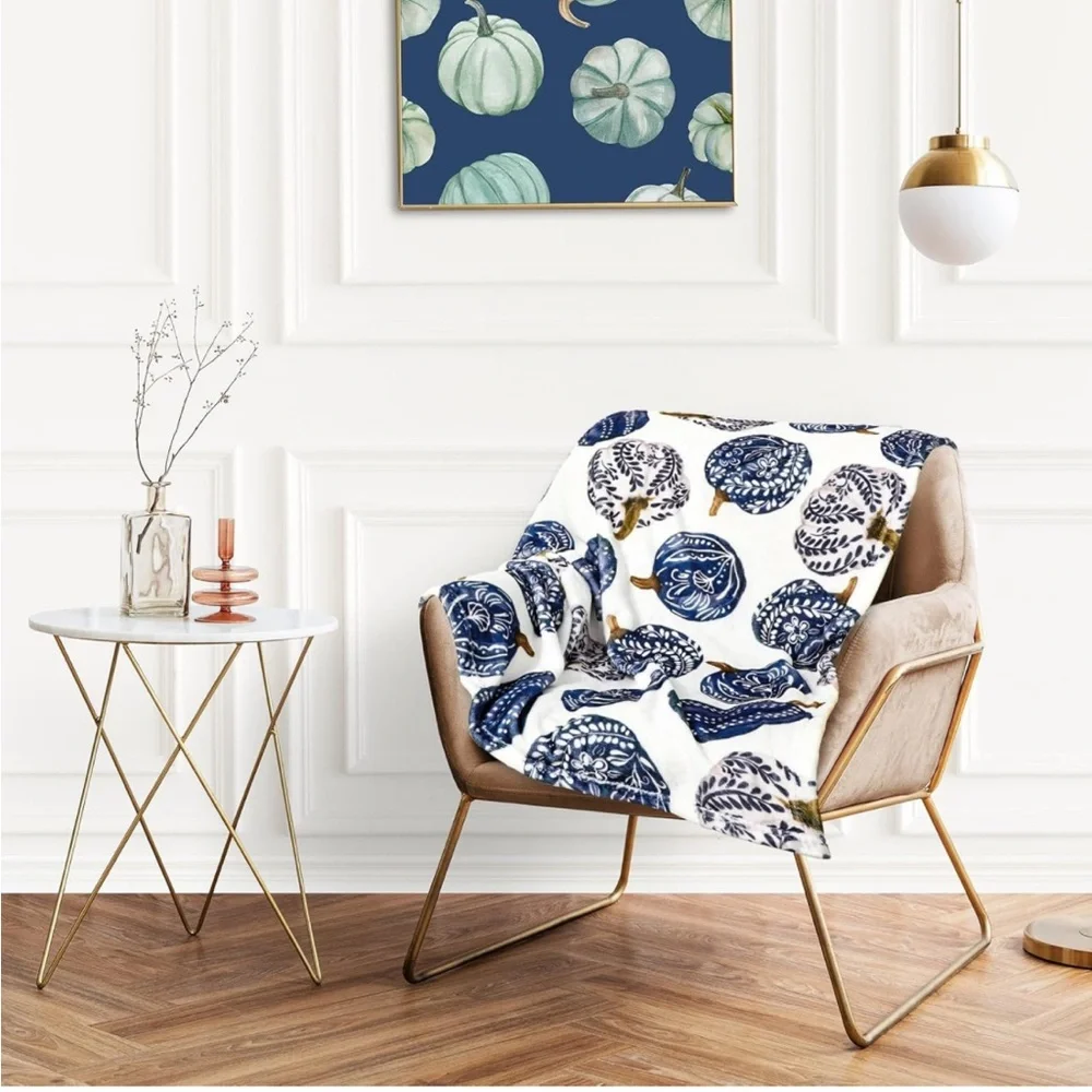Throw Blanket Soft Fluffy Fall Style Pumpkins 50”x60”